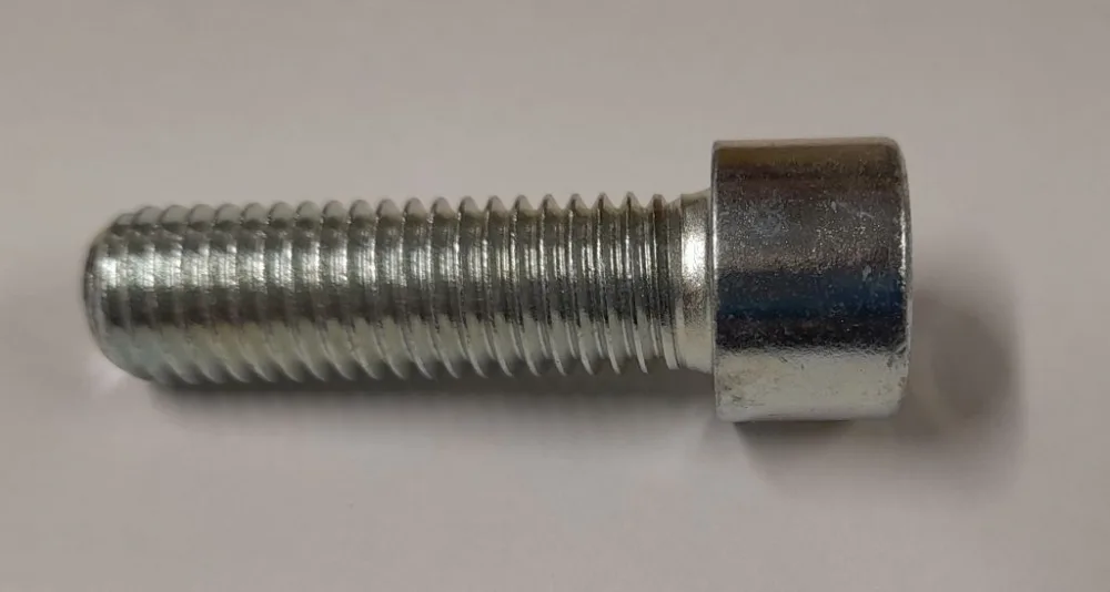 Skrutka M 8x40 imb.