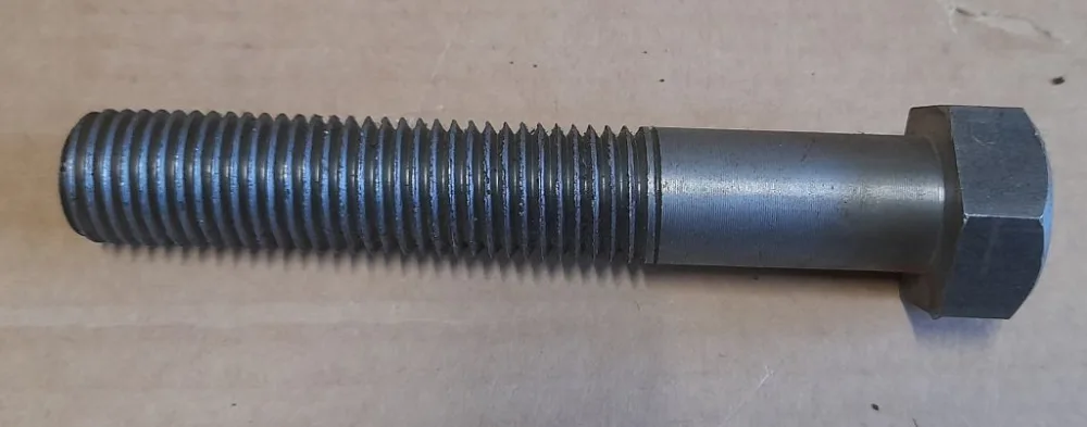 Skrutka M 20x120