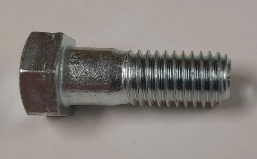 Skrutka M 10x28